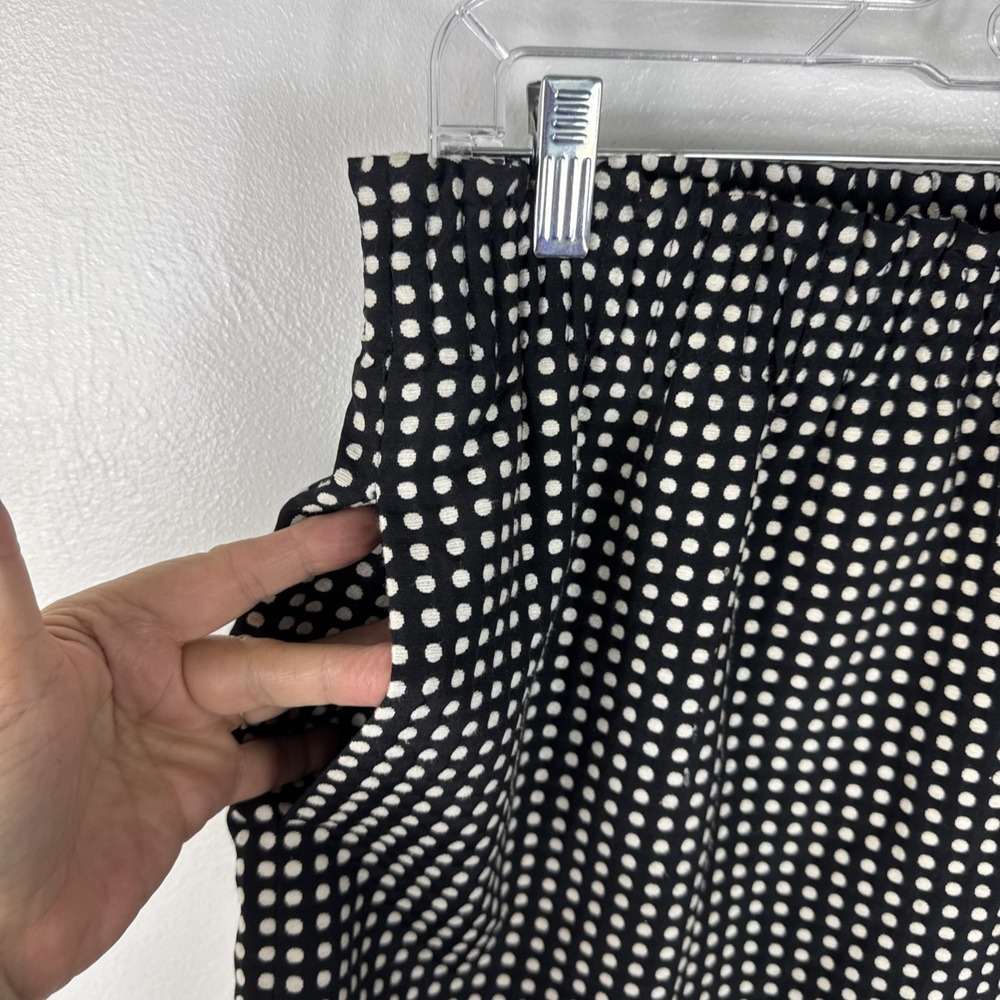 J.Crew Women's 6 Pull On Knit Mini Skirt Black Cream Polka-dot EUC Length 17" - Picture 3 of 10